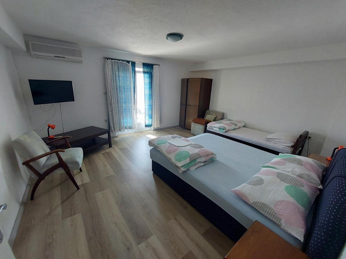 Apartment Boras Senj  Extérieur photo