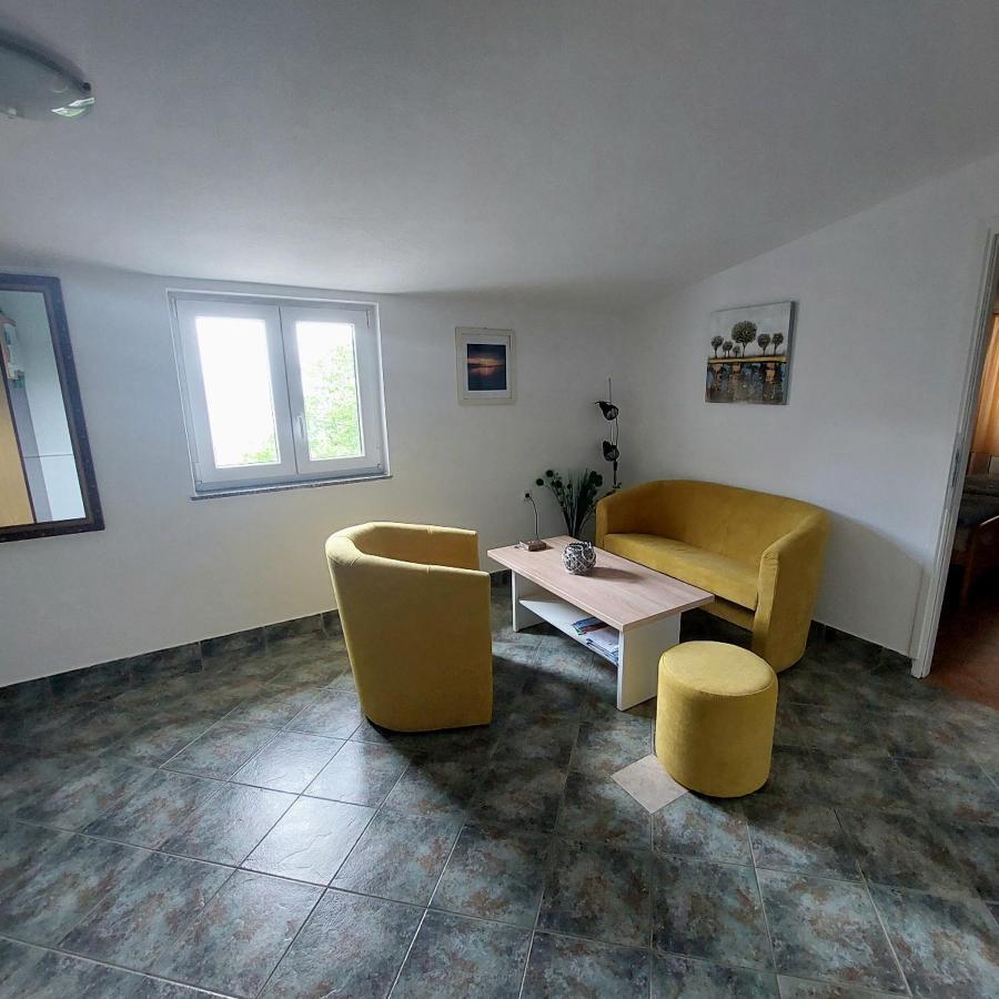 Apartment Boras Senj  Extérieur photo
